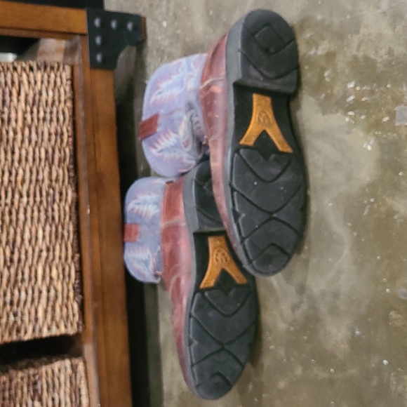 Ariat Steel Toe Boots - Picture 4 of 10